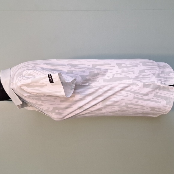 Bad Birdie Light Green Cactus Short Sleeve Golf Shirt Size Medium - Picture 3 of 6